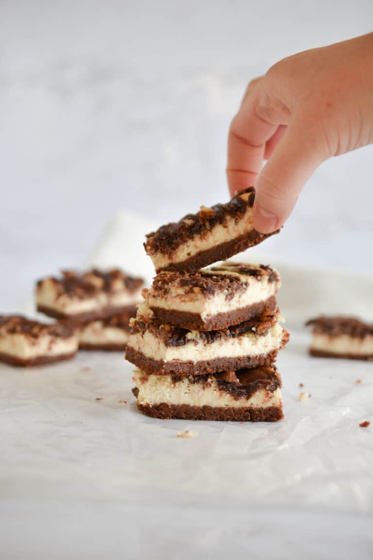 Nutella Swirl Cheesecake Bars