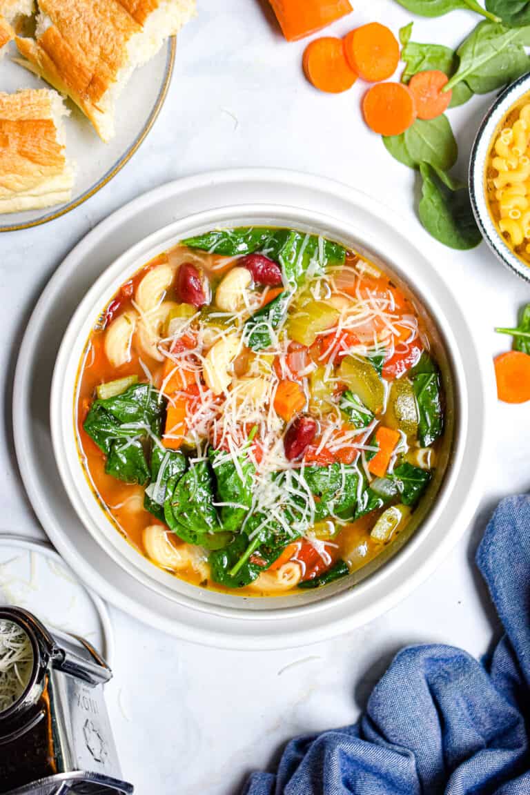 Hearty Instant Pot Minestrone Soup