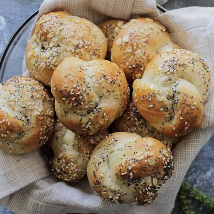 Image for Knotted Challah Rolls