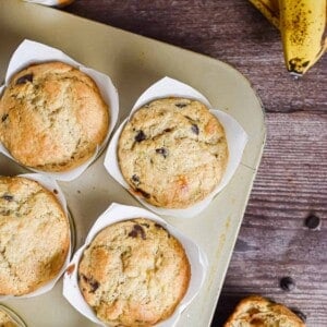 Six muffins are in a muffin tin