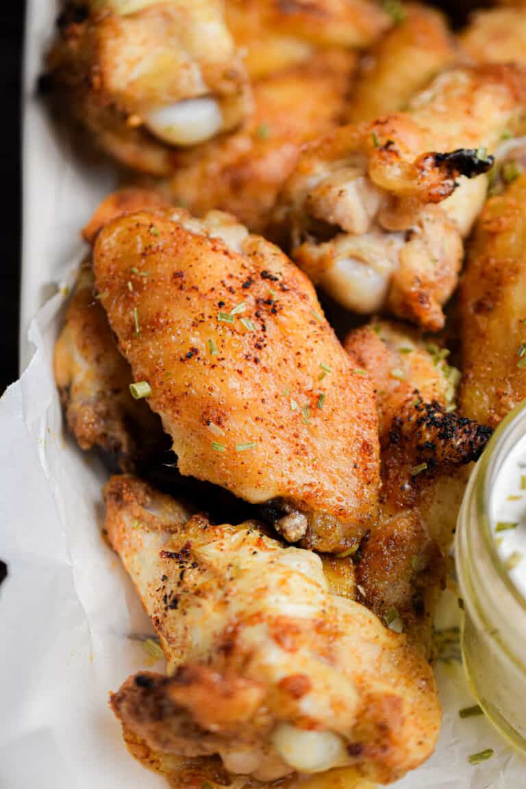 One wing section is shown on the platter.
